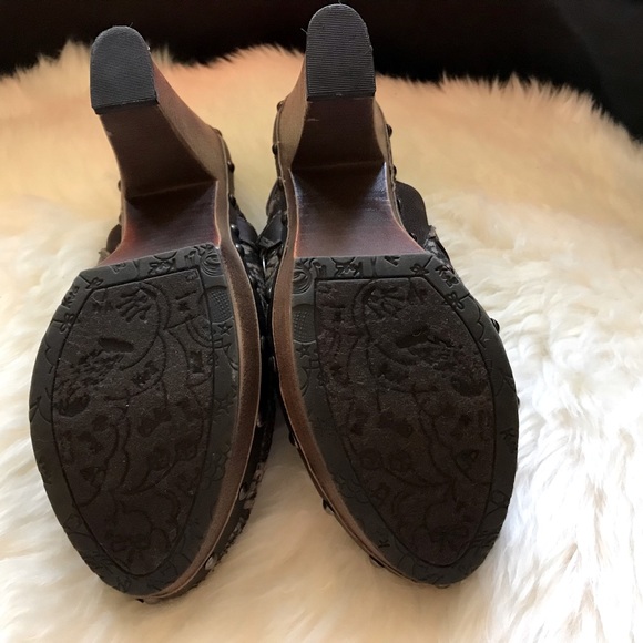 Like New! KATHY VAN ZEELAND Elsie Slingback Clogs, Snakeskin, Size 7.5 - Picture 7 of 9